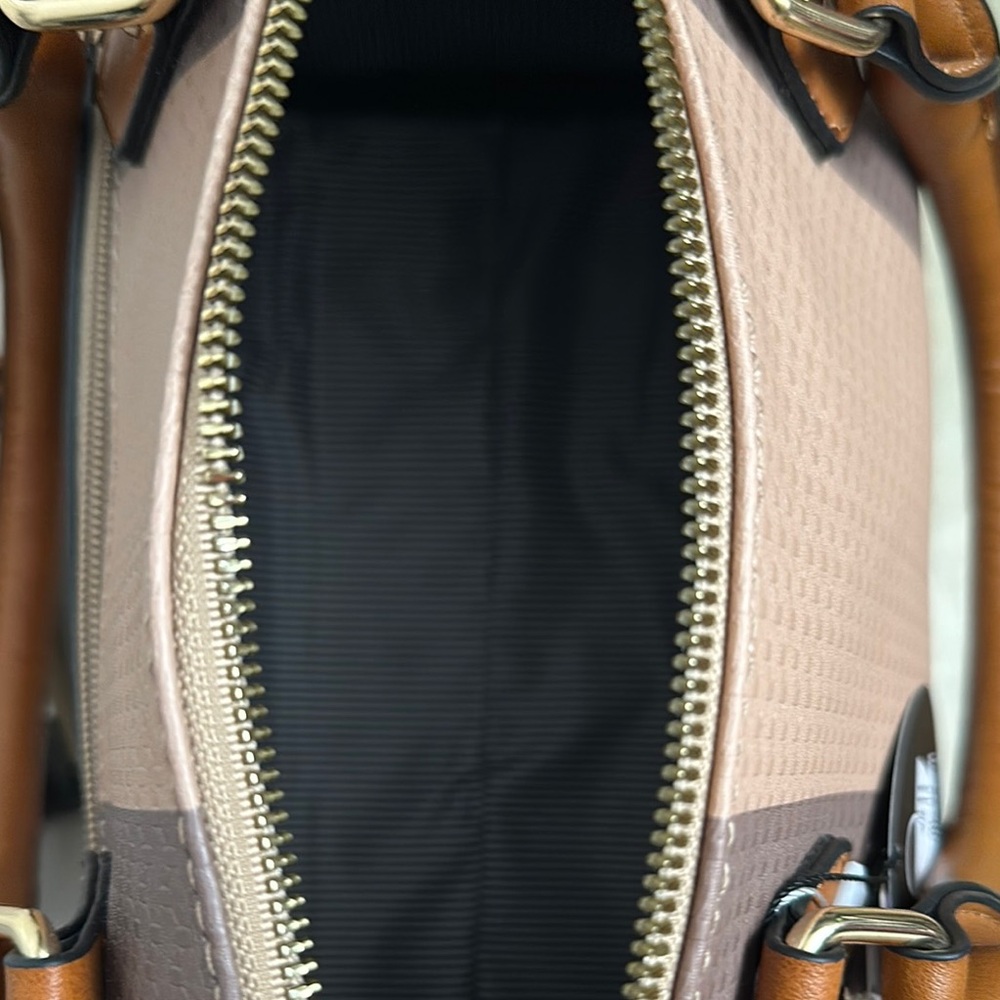 Handbag Set - Picture 5 of 6